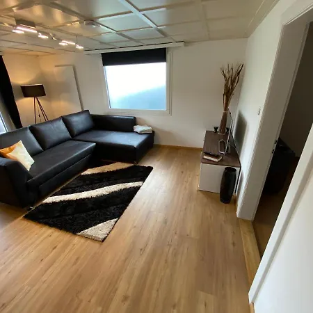 Haus Raid Apartment *
